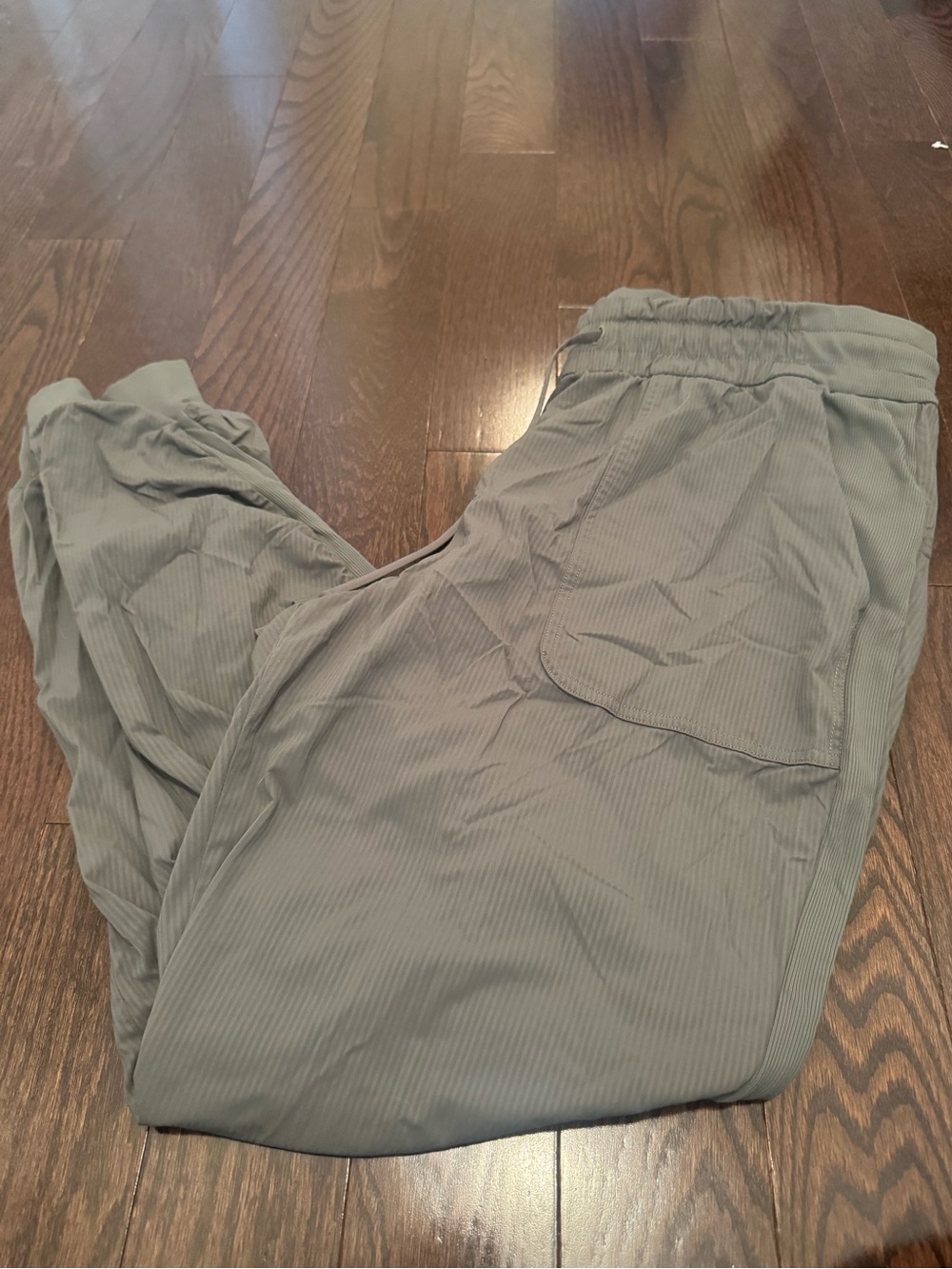 Lululemon Joggers - size 14